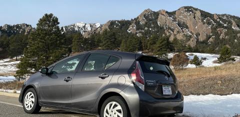 Toyota Prius c 2015
