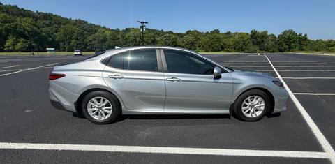 Toyota Camry Hybrid 2025