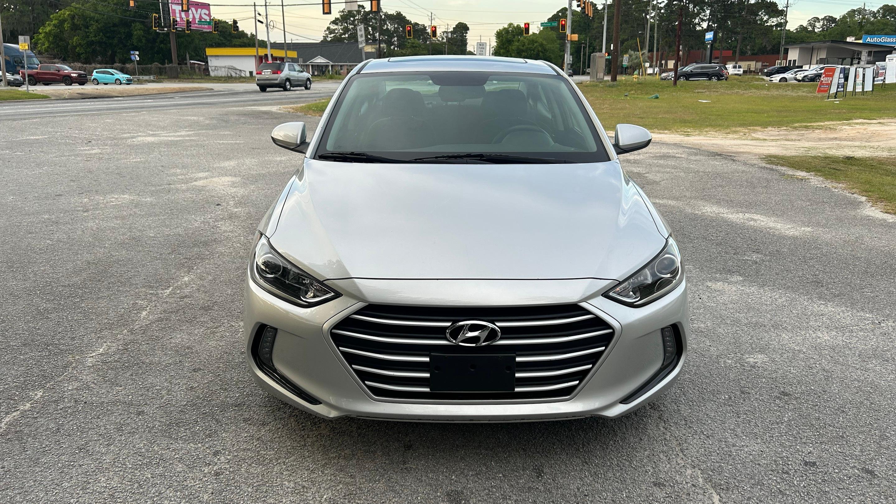 Hyundai Elantra 2018 in 