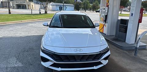 Hyundai Elantra 2025