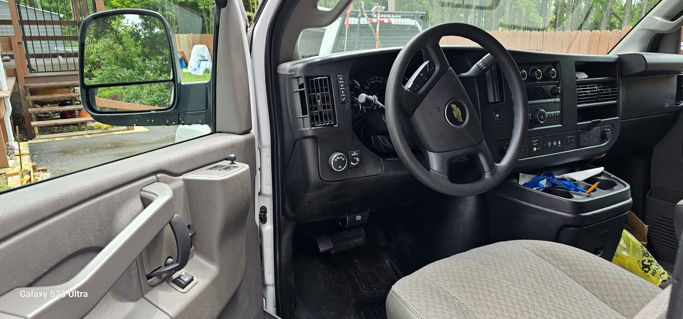 Chevrolet Express 2020 in Morrison, TN