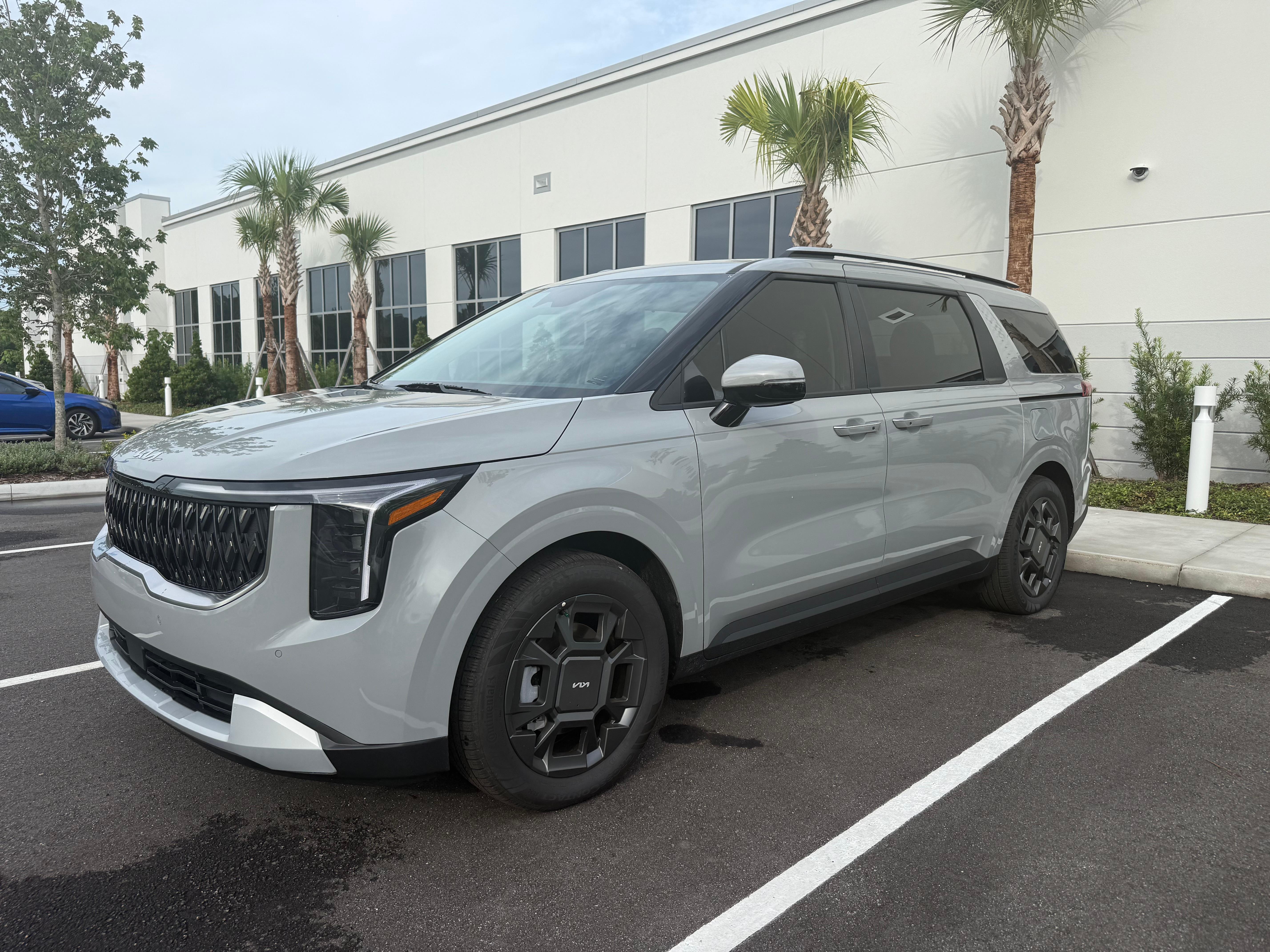 Kia Carnival Hybrid 2026 in Sanford, FL