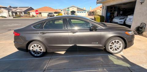 Ford Fusion Hybrid 2019