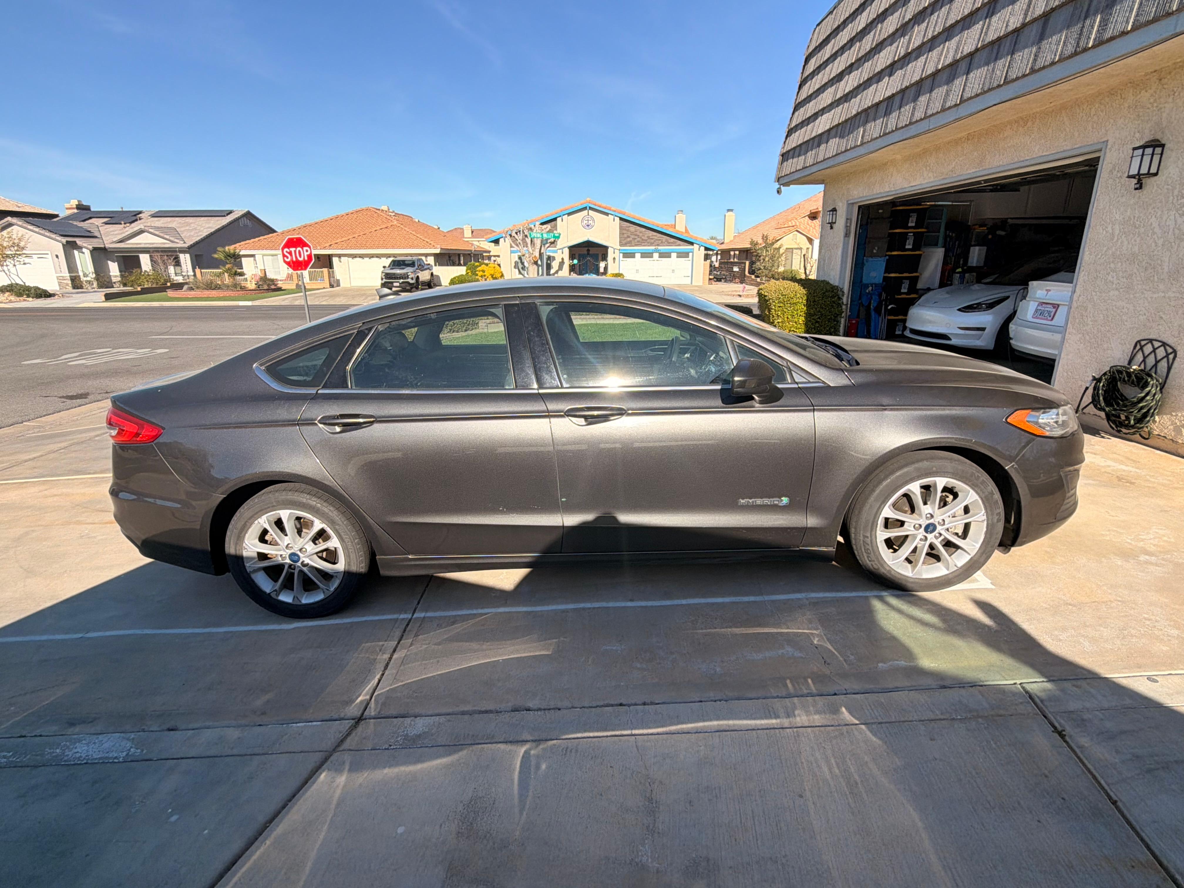 Ford Fusion Hybrid 2019 in Victorville, CA