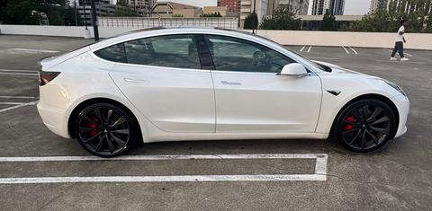 Tesla Model 3 2020