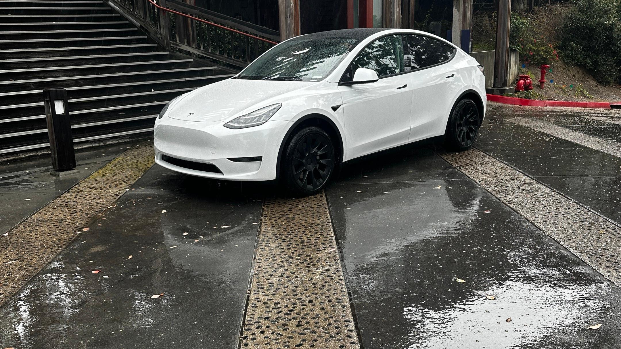 Tesla Model Y 2022 in San Diego, CA