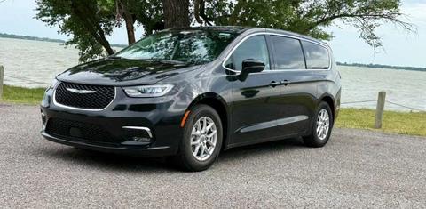 Chrysler Pacifica 2023