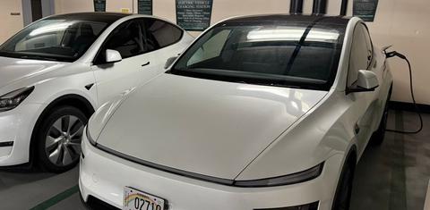 Tesla Model Y 2026