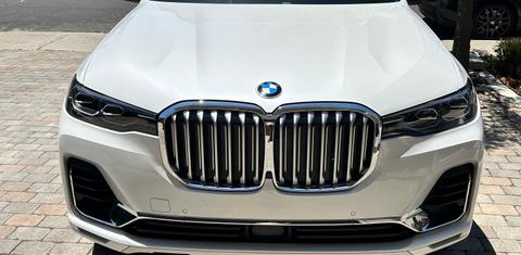 BMW X7 2021