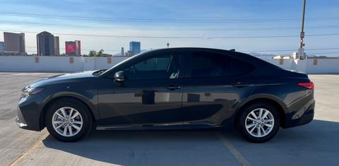 Toyota Camry Hybrid 2026