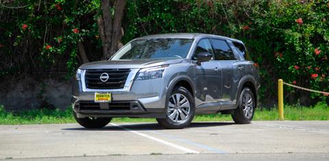 Nissan Pathfinder 2025