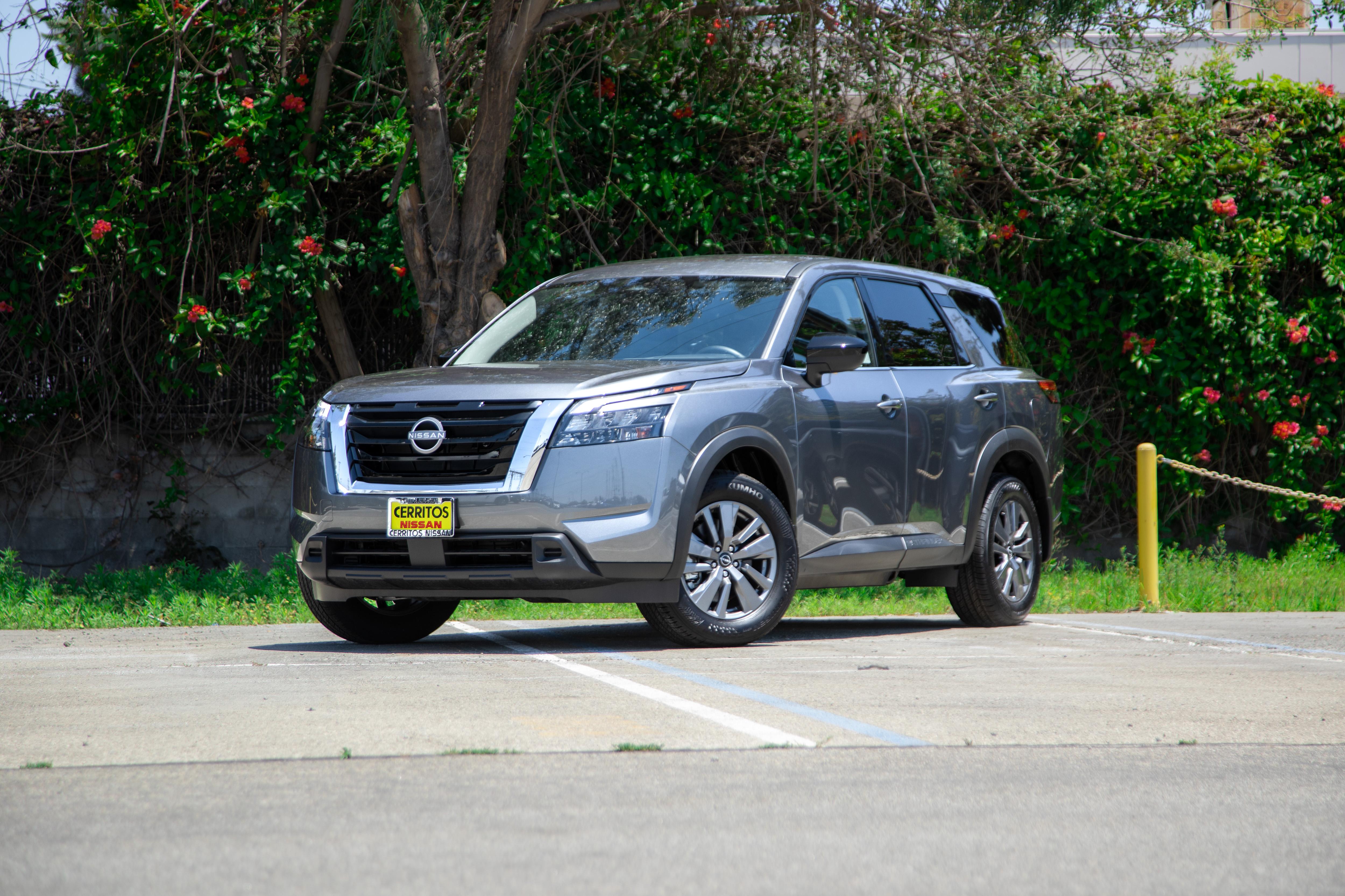 Nissan Pathfinder 2025 in Houston, TX