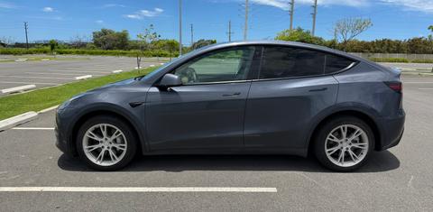 Tesla Model Y 2022