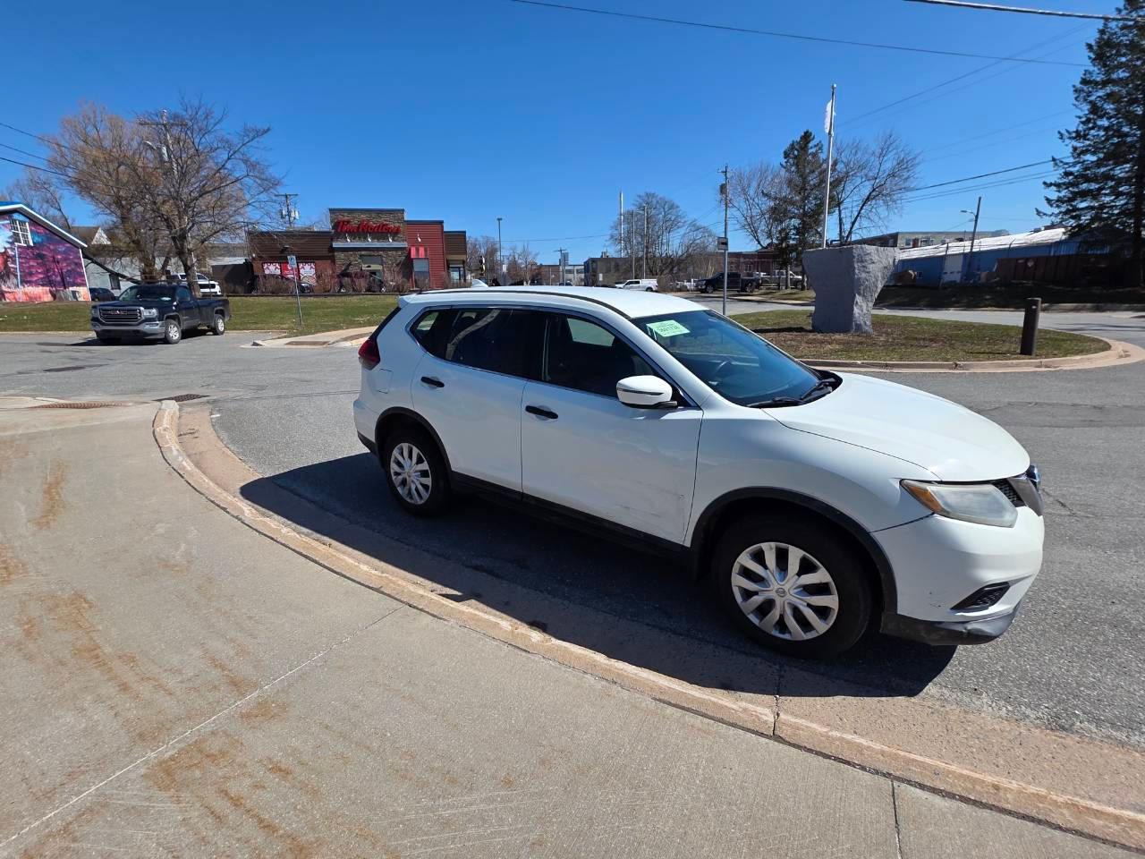 Nissan Rogue 2017 in Lower Sackville, NS