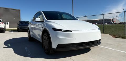 Tesla Model Y 2026
