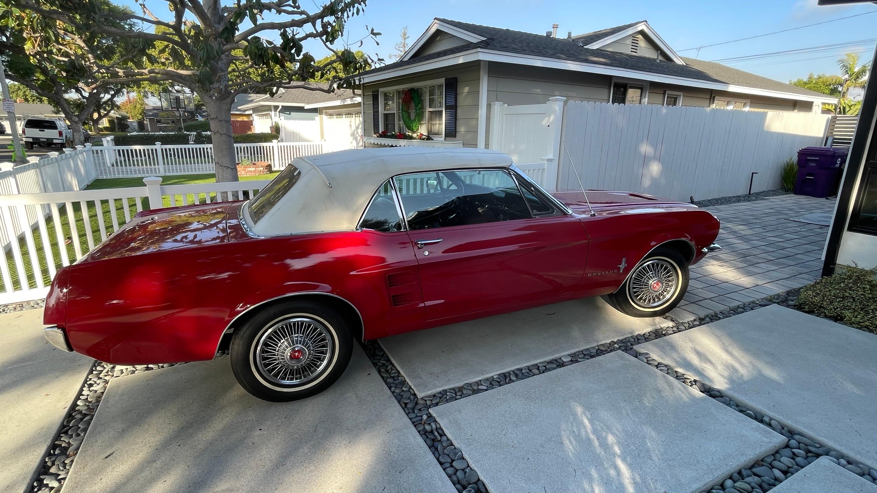 Ford Mustang 1967 in Long Beach, CA