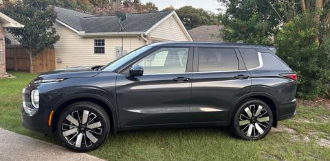 Mitsubishi Outlander 2025