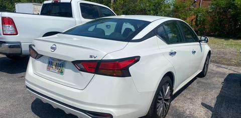 Nissan Altima 2023