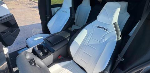 Tesla Cybertruck 2025