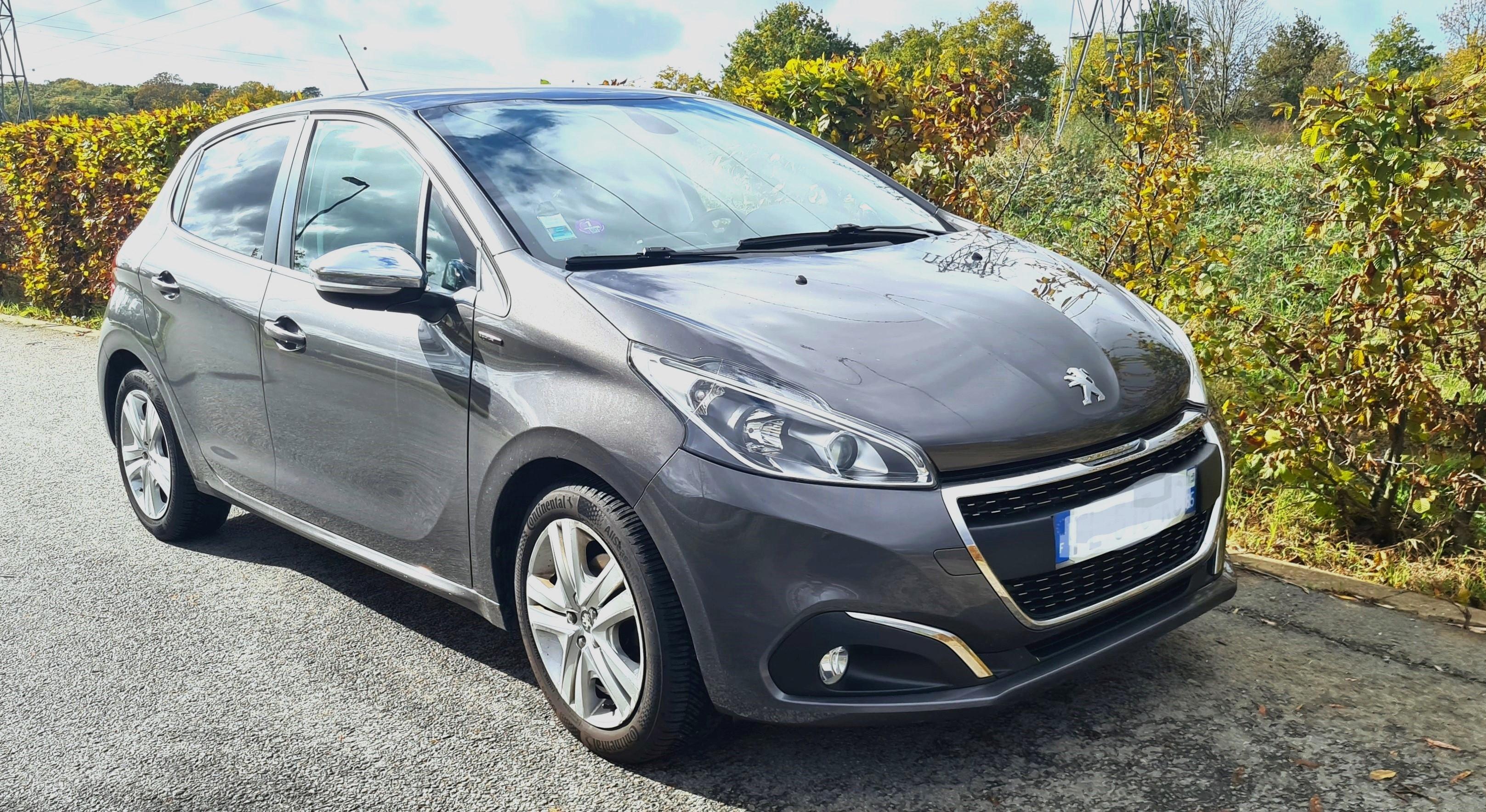 Peugeot 208 2019 à Rezé