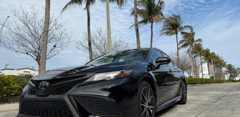 Toyota Camry 2021
