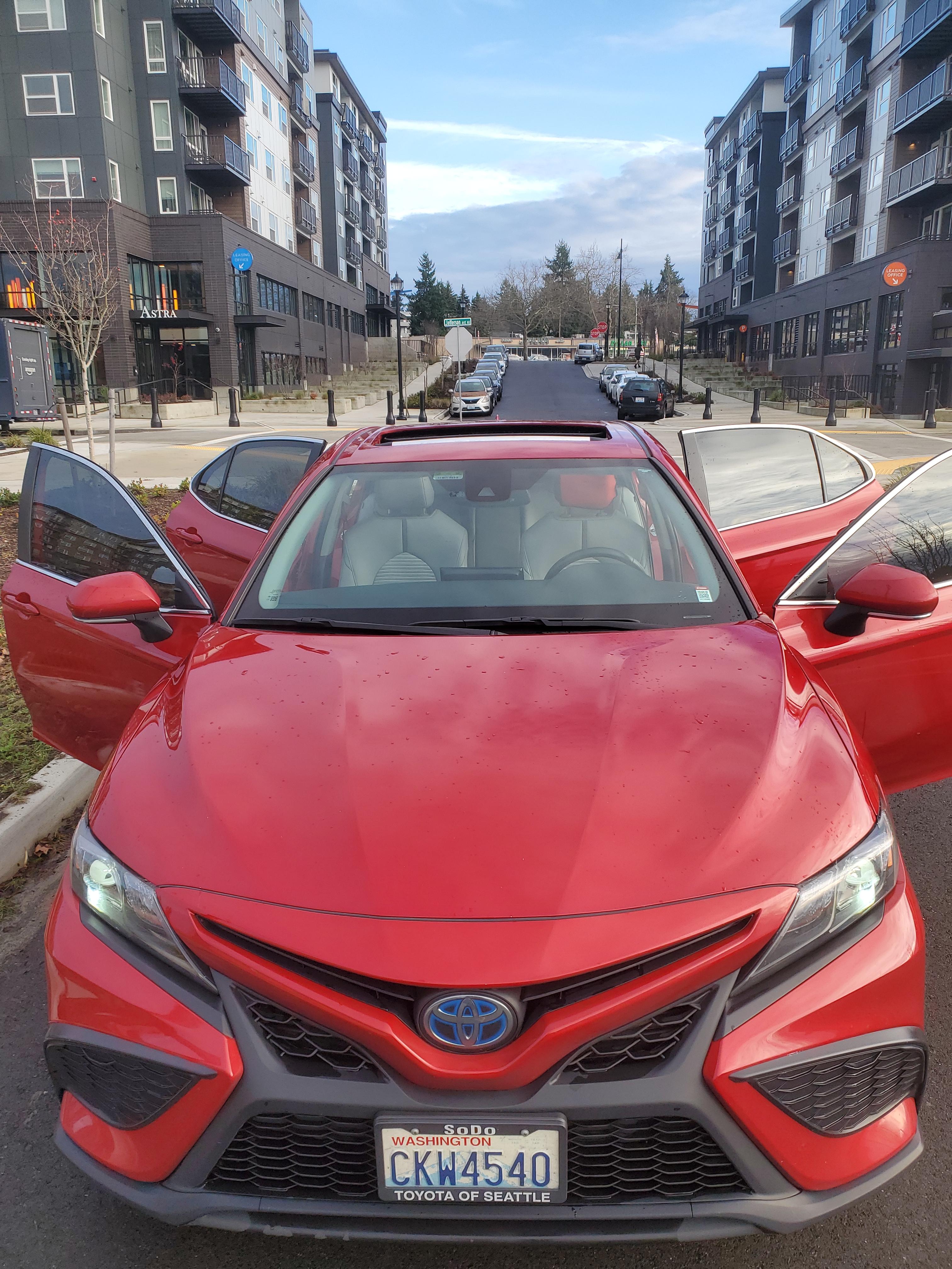 Toyota Camry Hybrid 2021 in 