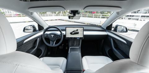 Tesla Model Y 2023
