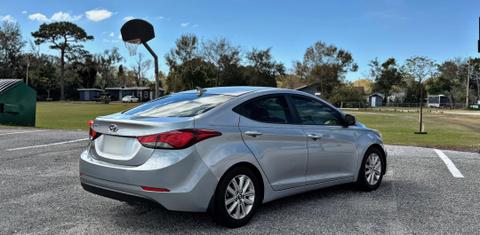Hyundai Elantra 2015