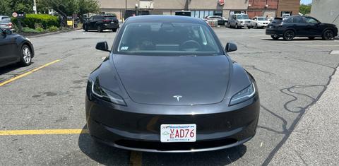 Tesla Model 3 2025