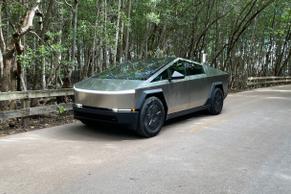 Tesla Cybertruck 2024 em Miami