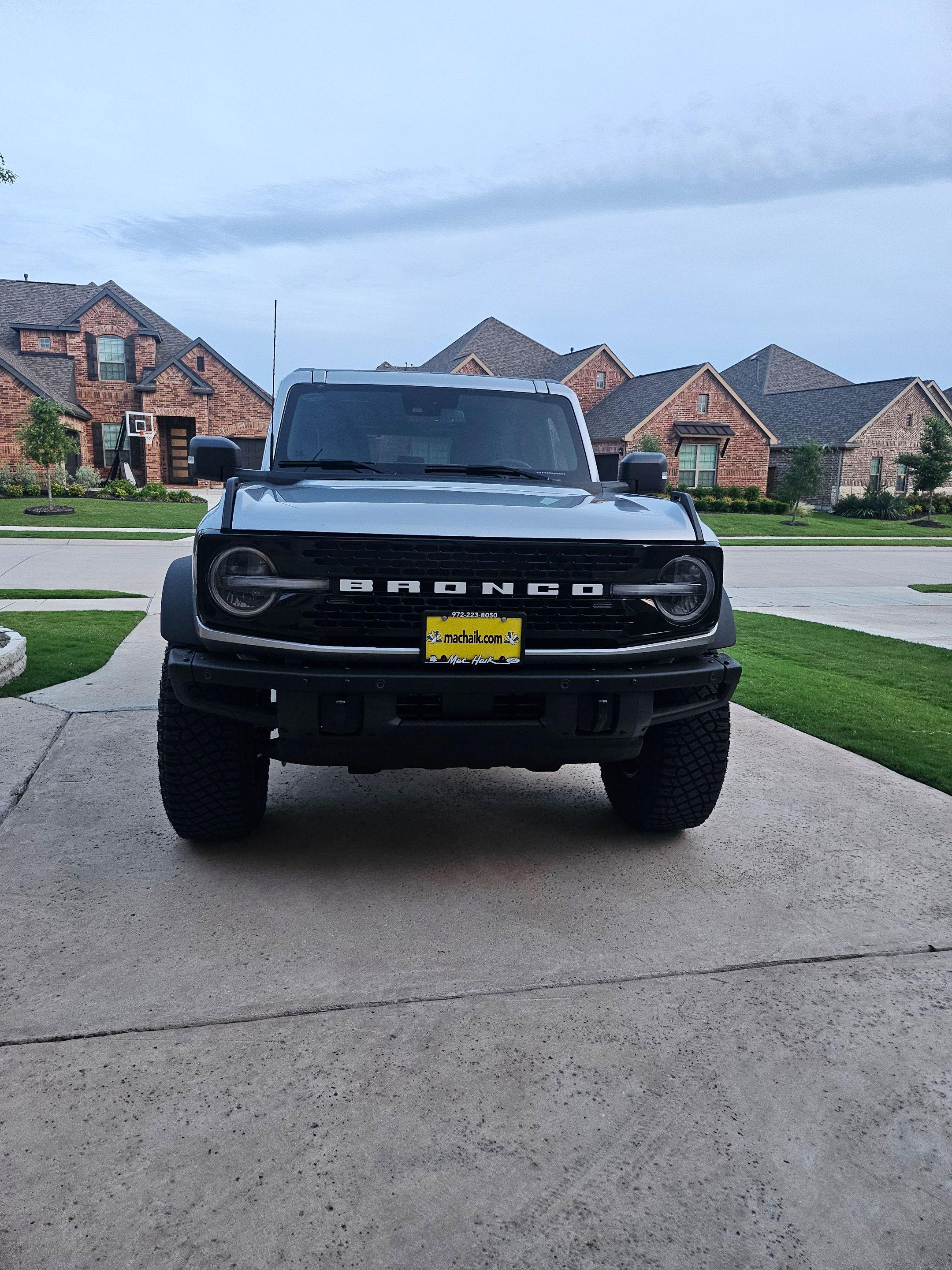 Ford Bronco 2024 in Fate, TX