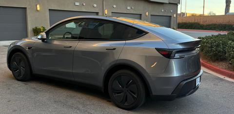 Tesla Model Y 2026