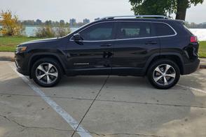 Jeep Cherokee car