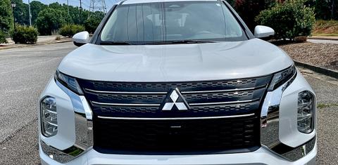 Mitsubishi Outlander 2023