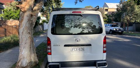 Toyota HIACE 2014