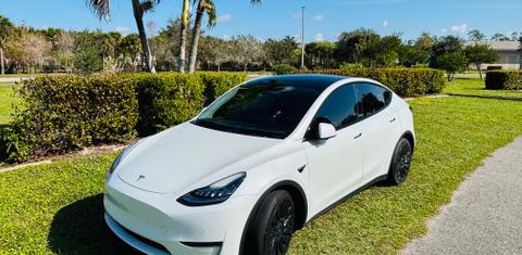 Tesla Model Y 2021