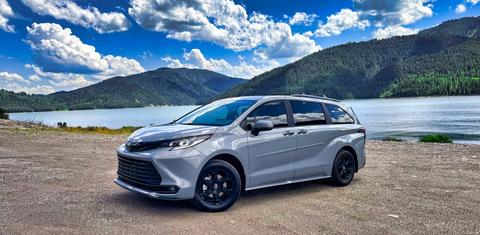 Toyota Sienna 2025