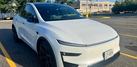 Tesla Model Y 2026