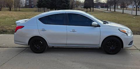 Nissan Versa 2019