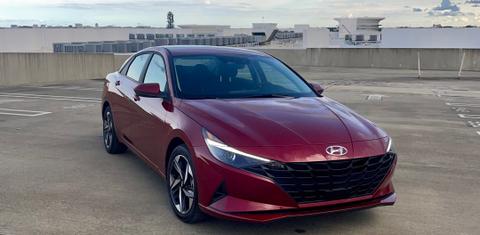 Hyundai Elantra 2023