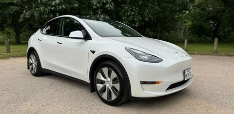 Tesla Model Y 2023