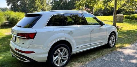 Audi Q7 2024