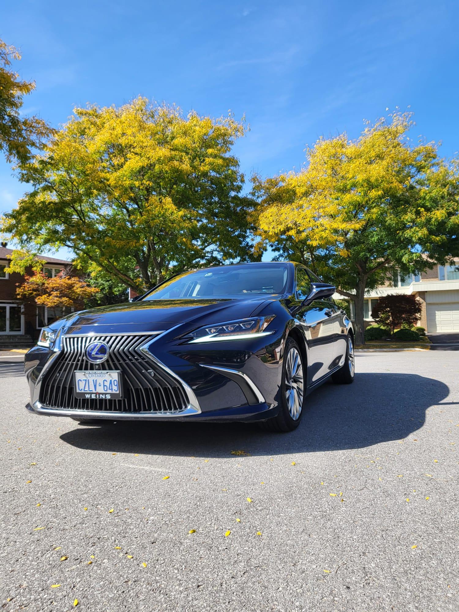 Lexus ES 2019 in Toronto, ON