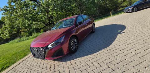 Nissan Altima 2025