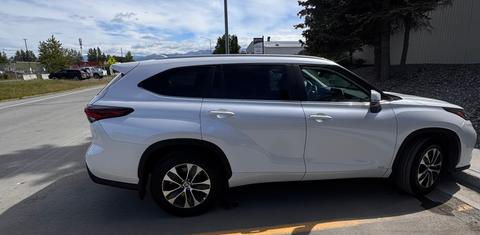 Toyota Highlander Hybrid 2026