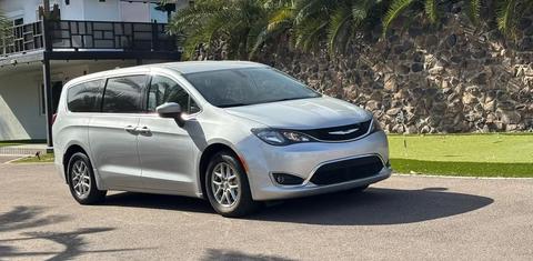 Chrysler Voyager 2022