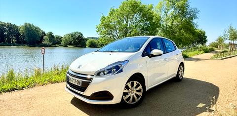 Peugeot 208 BUSINESS 2019