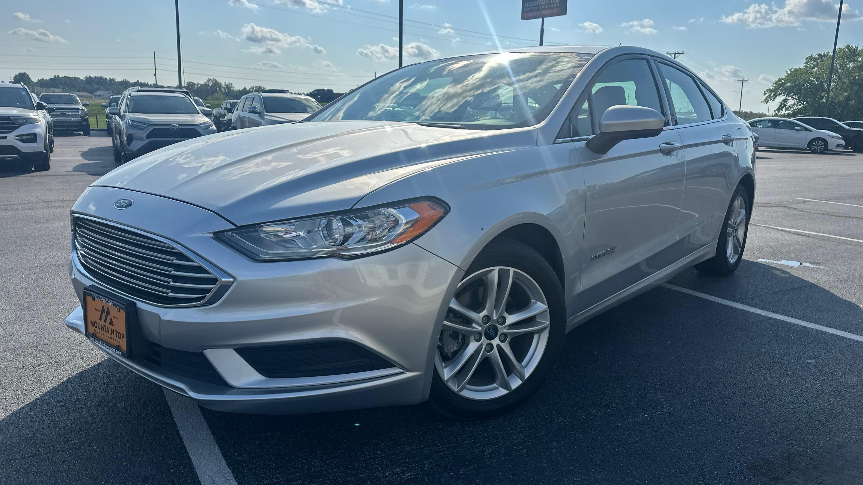 Ford Fusion Hybrid 2018 in Saint Ann, MO