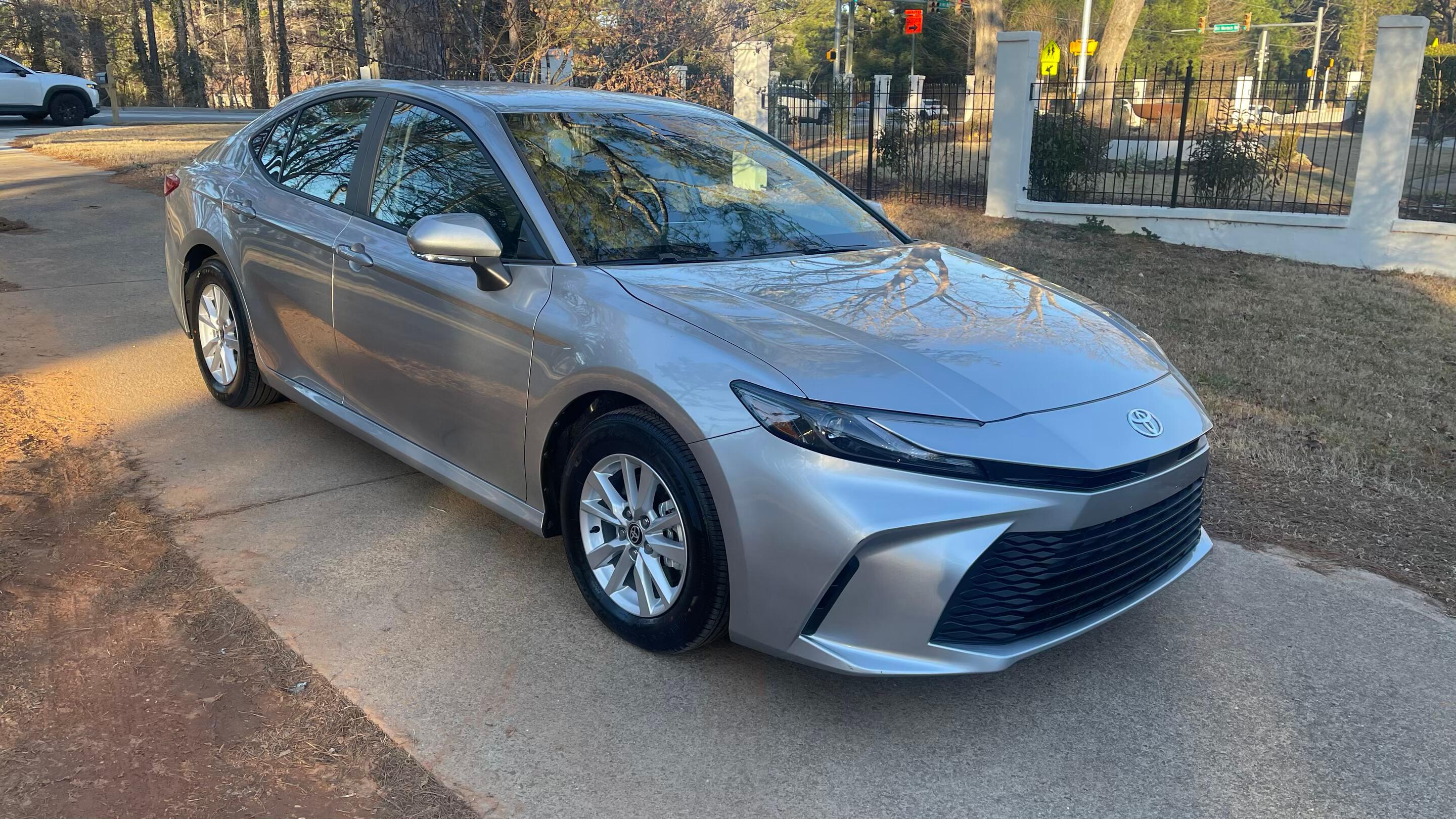 Toyota Camry Hybrid 2025 in 