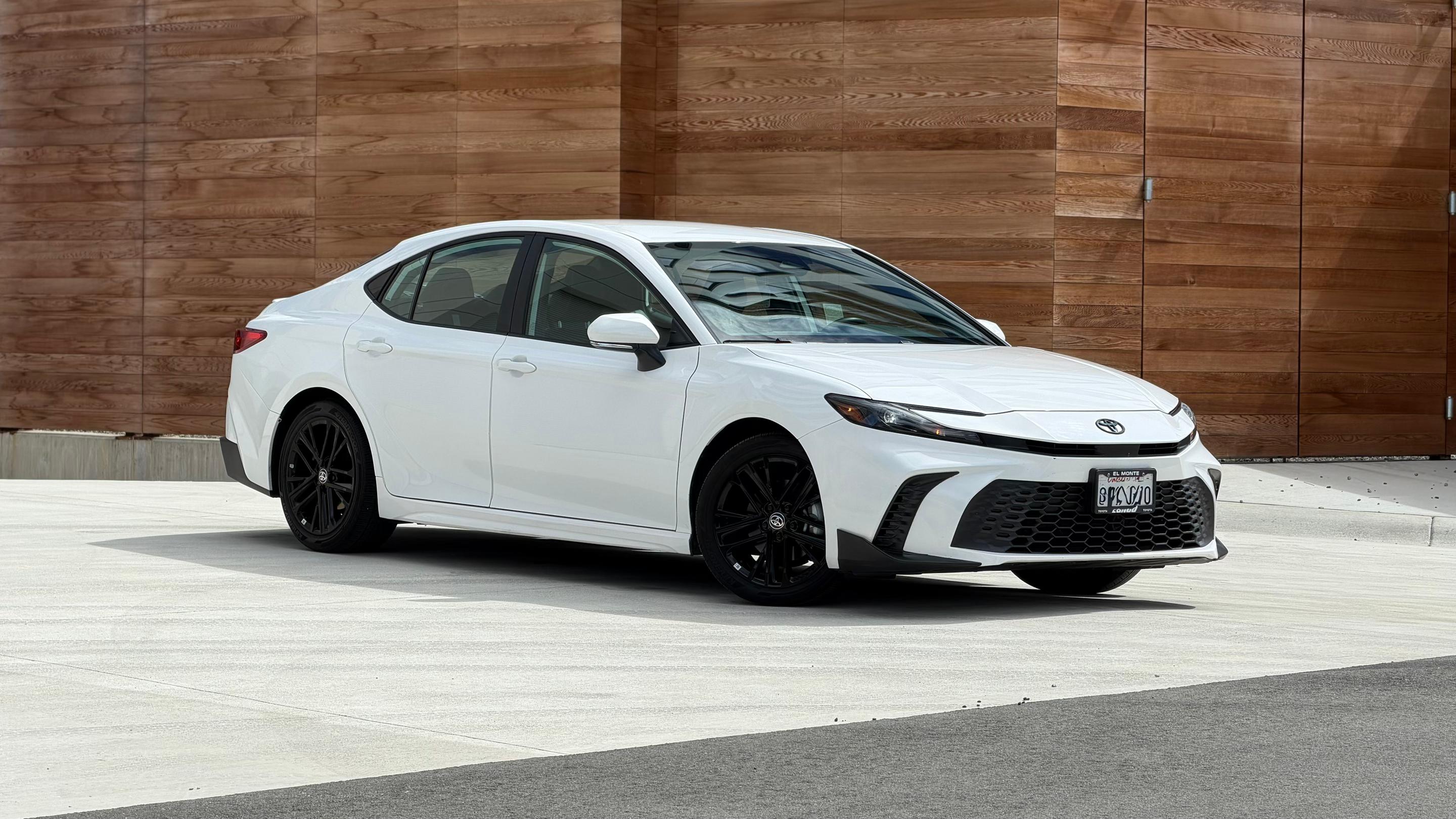 Toyota Camry Hybrid 2025 in Burlingame, CA